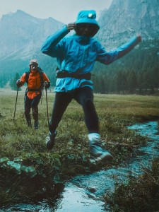 4F Kurtka trekkingowa przeciwdeszczowa membrana 20000+ damska - niebieska S