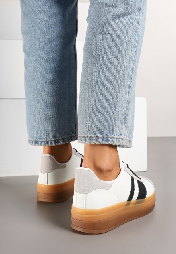 Biało-Czarne Płaskie Sneakersy Ozdobione Paskami Norili