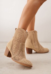 Ciemnobeżowe Botki Kowbojki VICES na Stożku z Ażurową Cholewką Azivessa