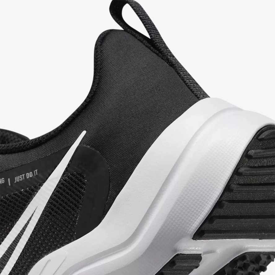 Nike Downshifter 12 Buty do biegania damskie