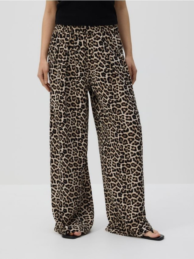 Luźne spodnie z zakładkami - wielobarwny