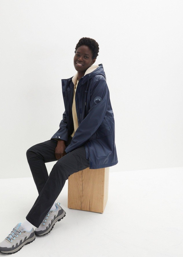 Kurtka przeciwdeszczowa z nieprzemakalnego materiału, na podszewce z polaru baranka