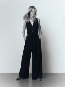 Garniturowa kamizelka - czarny