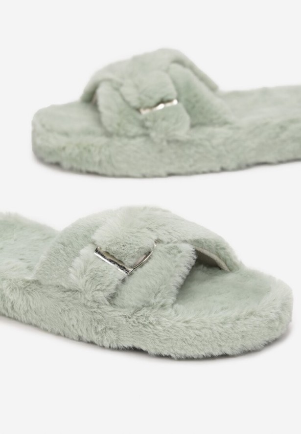 Zielone Kapcie Futrzane ze Sprzączką Nasch