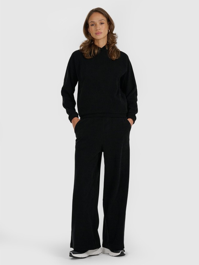 4F Spodnie oversize z szerokimi nogawkami damskie - czarne S