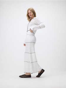 Dzianinowa spódnica maxi - kremowy