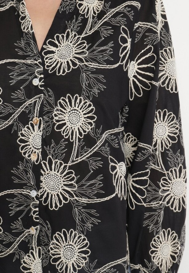 Czarna Bawełniana Koszula Zdobiona Haftem w Kwiatowy Wzór z Cekinami Gonirith
