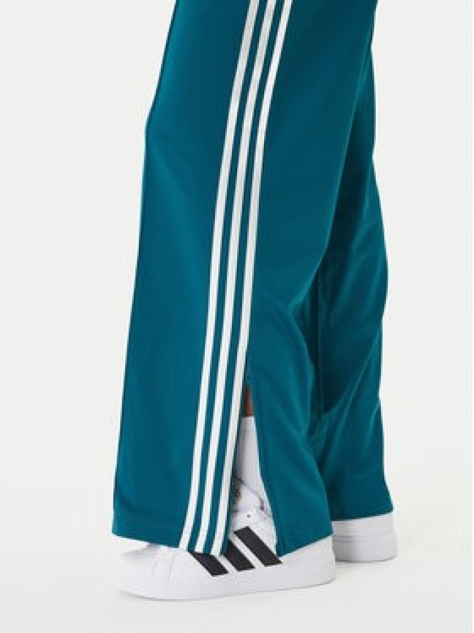 adidas Spodnie dresowe Firebird KG3701 Zielony Loose Fit