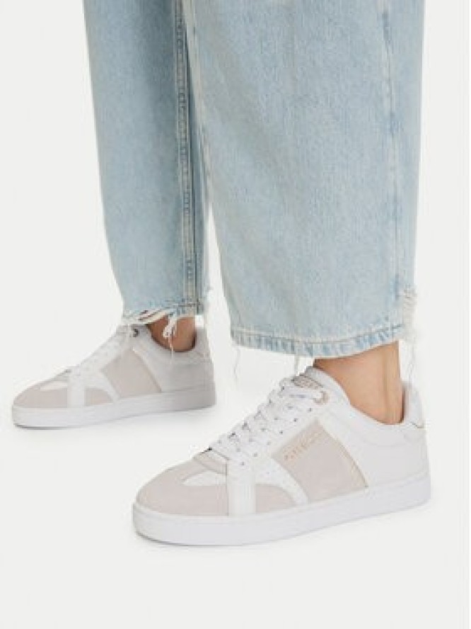 Guess Sneakersy FLJRO4 ELE12 Biały