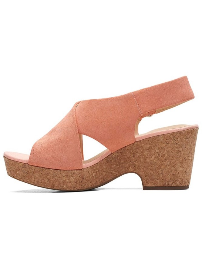 Clarks Skórzane sandały w kolorze jasnoróżowym na obcasie rozmiar: 42