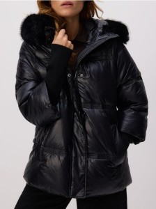 Pikowana kurtka - czarny