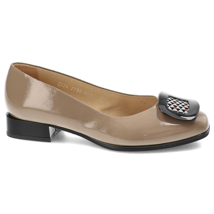 Beżowe Czółenka Armodo Eleganckie Obuwie Damskie Z Ozdobną Broszką
