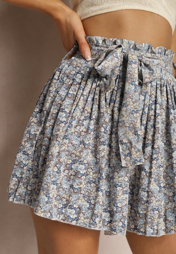 Niebieskie Plisowane Szorty High Waist z Szerokimi Nogawkami z Paskiem i Gumką w Talii Derefia