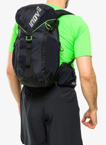 Plecak turystyczny Inov-8 VentureLite 25 - black/green
