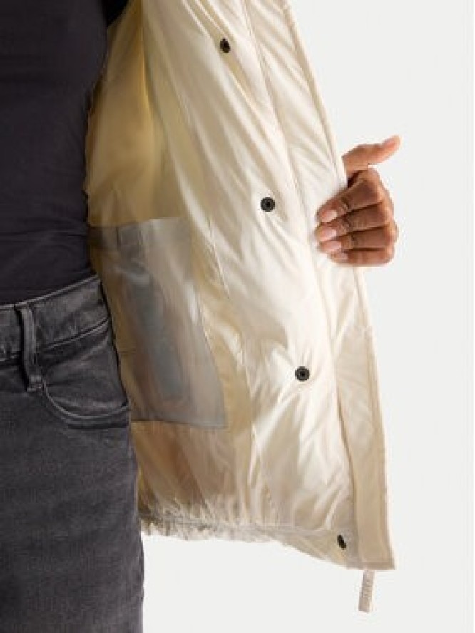 Mustang Kurtka zimowa Gillian 1016744 Écru Relaxed Fit