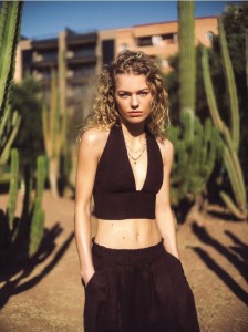 Top z dodatkiem lnu - ciemnobrązowy