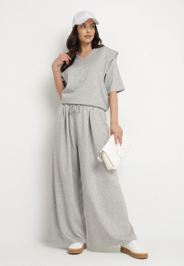 Szary Komplet z Wiskozą Szerokie Spodnie i Bluzka z Dekoltem w Serek Zeilora