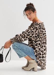 Bluzka z dłuższym tyłem