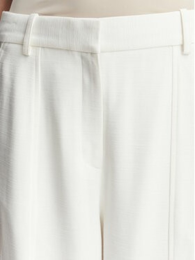 Calvin Klein Spodnie materiałowe LV044F651G Kremowy Straight Fit