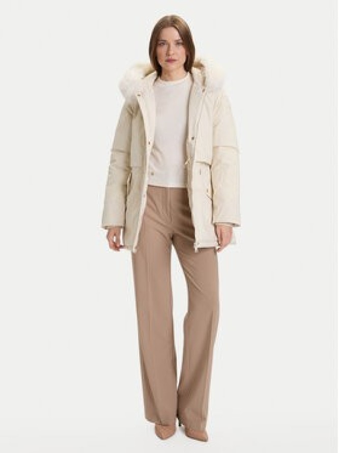 Rinascimento Kurtka zimowa CFC0122158003 Écru Regular Fit