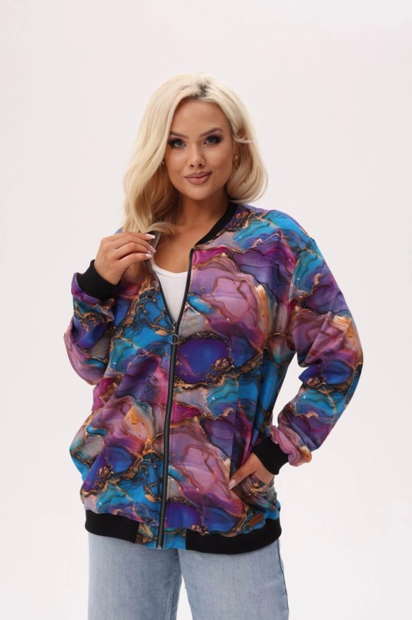 Kurtka bomberka Kolorowy Marmur we wzór marmurowej tafli w odcieniach fioletu i z czarnymi ściągaczami PLUS SIZE XXL OVERSIZE WIOSNA