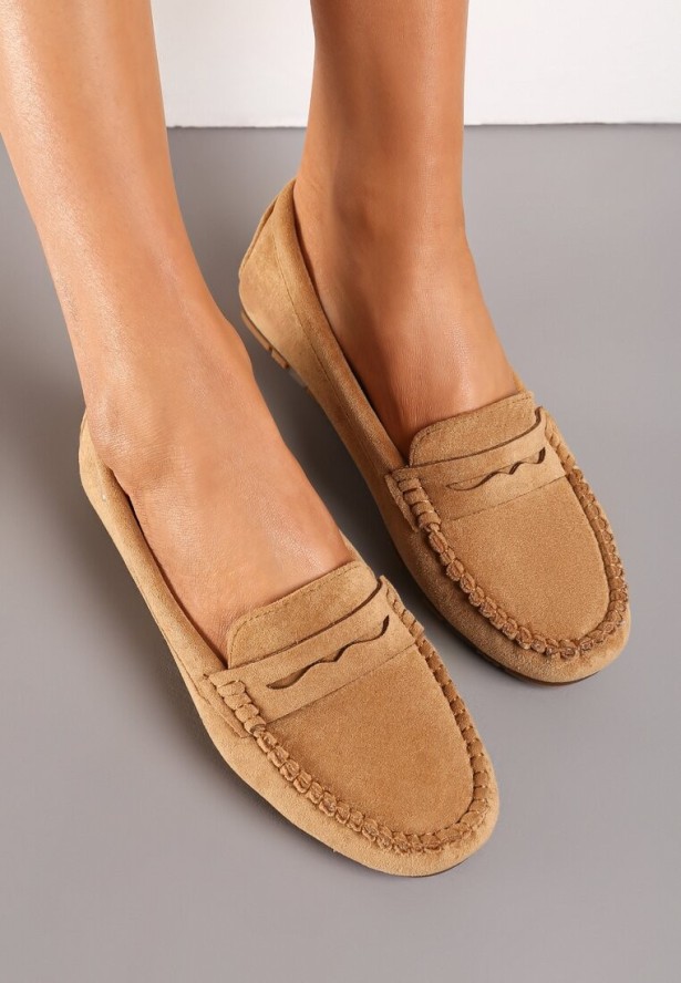 Brązowe Płaskie Mokasyny o Klasycznym Fasonie z Przeszyciem Wenniva