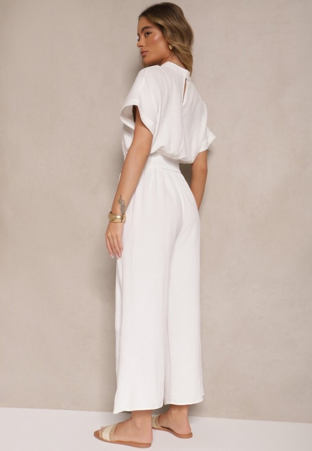 Biały Wiskozowy Kombinezon z Dekoltem w Serek Zapinany na Guziki Anisora