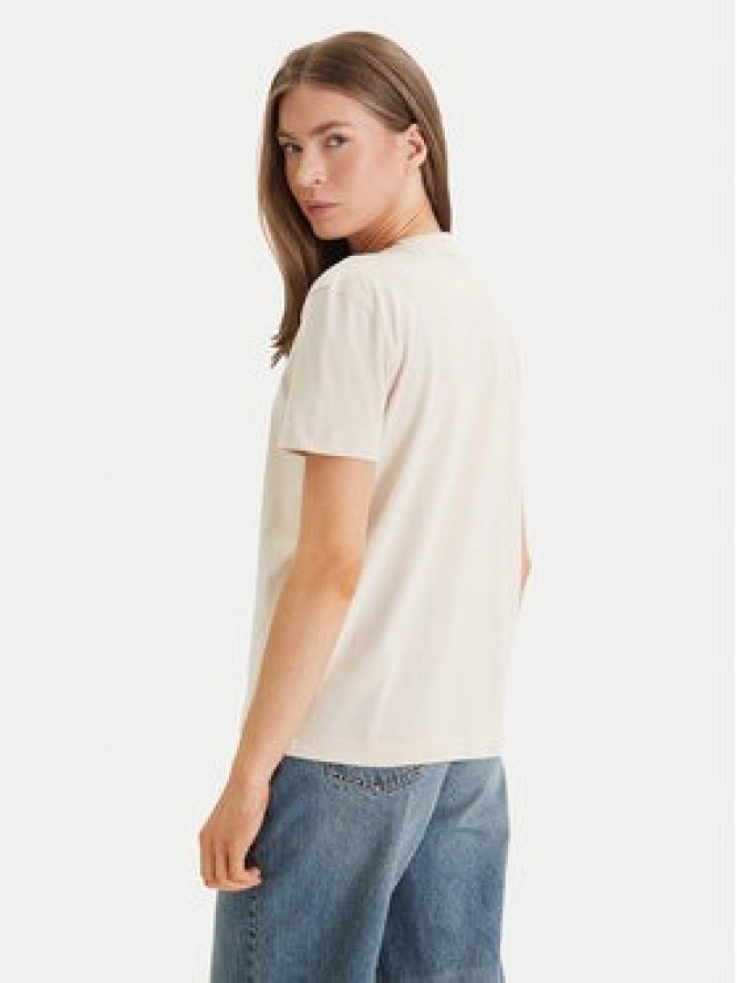 Guess T-Shirt W6GI27 K3160 Beżowy Regular Fit