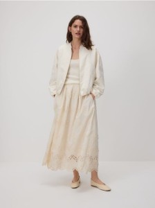 Spódnica maxi z haftowanymi kwiatami - kremowy