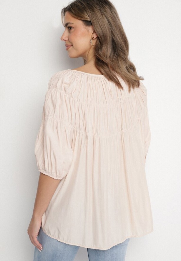 Jasnoróżowa Bluzka z Ozdobnymi Marszczeniami i Rękawami w Gumkę z Wiskozą Wenessa