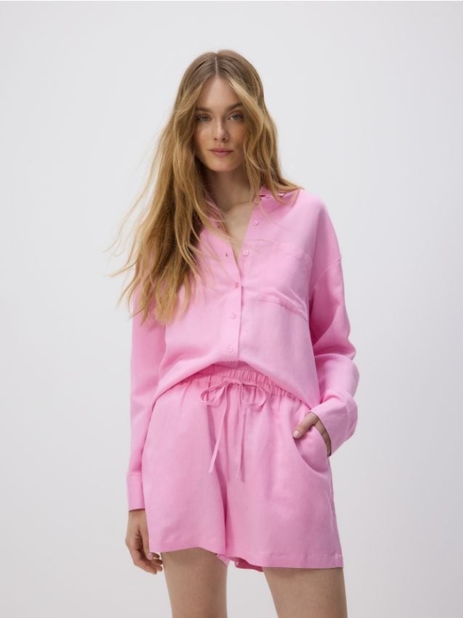 Szorty z lnem - różowy