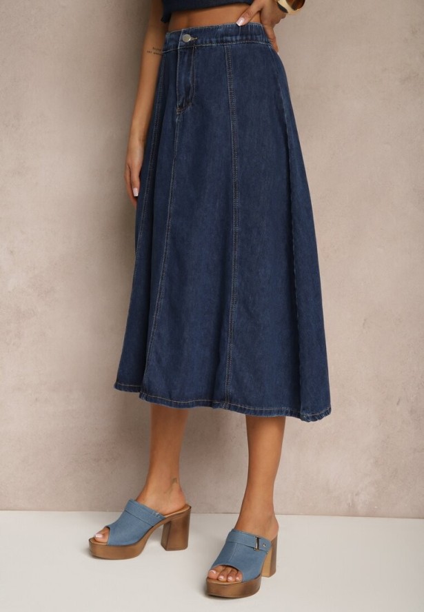 Granatowa Bawełniana Spódnica Jeansowa o Rozkloszowanym Kroju Bialitta