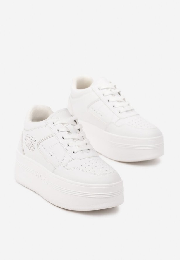Białe Sneakersy Vices na Grubej Podeszwie z Metalicznymi Wstawkami Nelesea