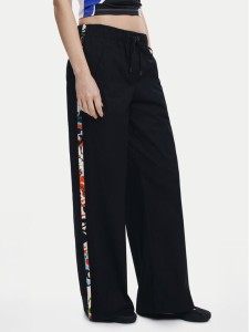 Desigual Spodnie materiałowe Paisley 25SWPW19 Czarny Regular Fit