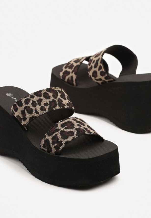 Panterkowe Basicowe Klapki na Koturnie Panilia