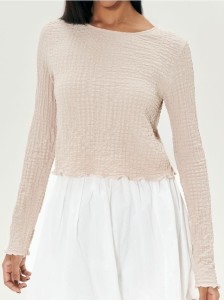 Bluzka ze strukturalną fakturą - kremowy
