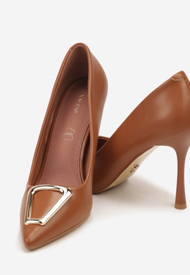 Brązowe Szpilki Vices z Wkładką ze Skóry Naturalnej Ozdobione Klamrą Miava