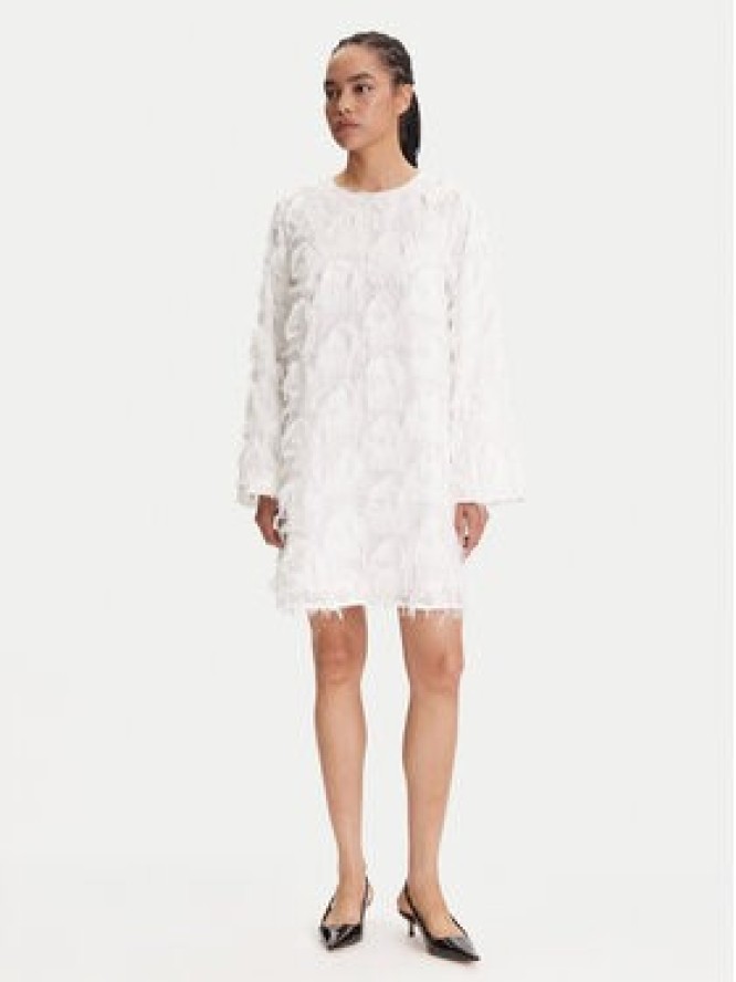 YAS Sukienka koktajlowa 26038226 Biały Loose Fit