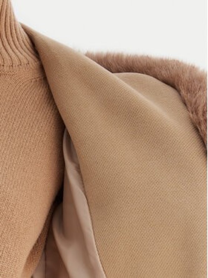 Rinascimento Płaszcz zimowy CFC0126714003 Beżowy Regular Fit