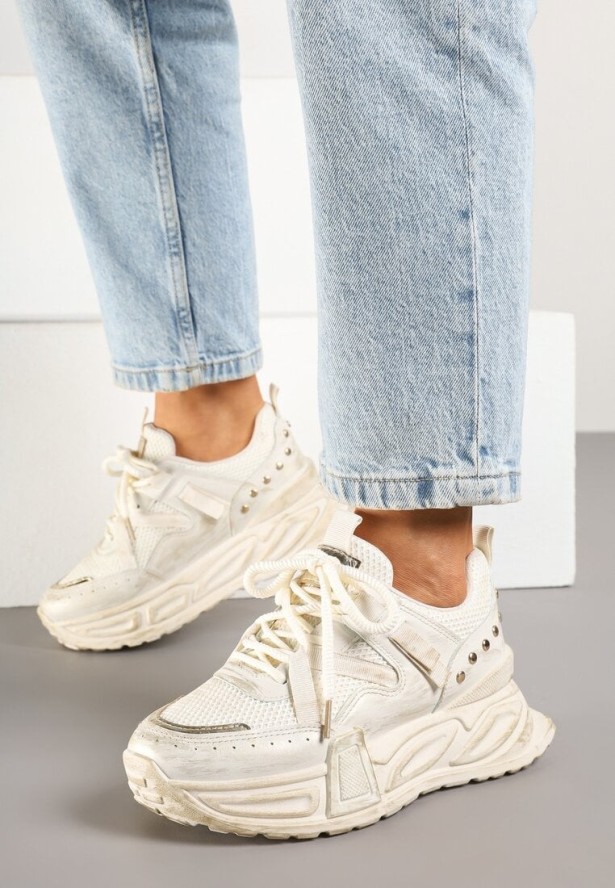 Beżowe Sneakersy na Grubej Tłoczonej Podeszwie Lurimara