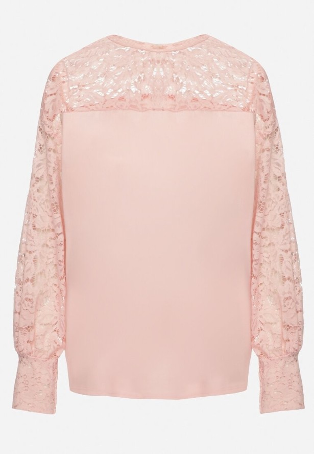 Jasnoróżowa Bluzka z Wiskozą Ozdobiona Koronką Evisso
