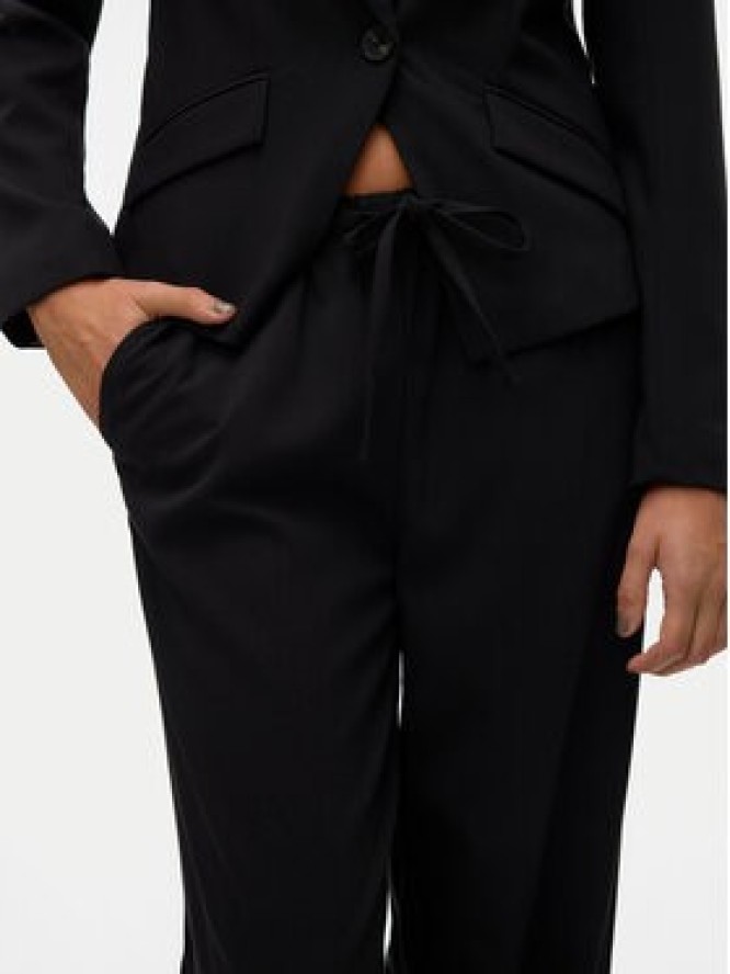 Vero Moda Spodnie materiałowe Babette 10320601 Czarny Straight Fit