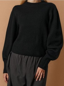 Sweter basic - czarny