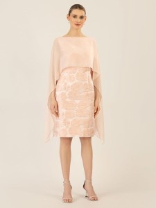 APART Sukienka w kolorze jasnoróżowym rozmiar: 38