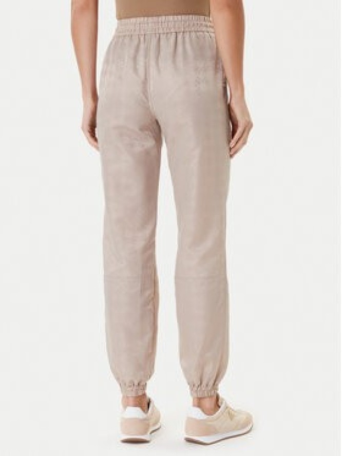 Guess Spodnie dresowe V5YB14 WHFU0 Beżowy Regular Fit