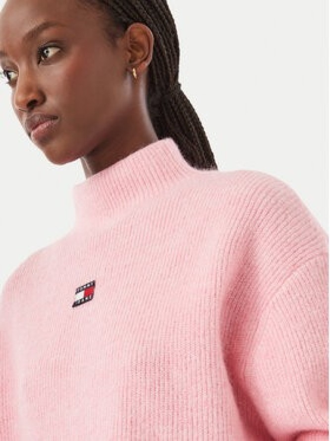 Tommy Jeans Sweter Badge DW0DW23349 Różowy Relaxed Fit