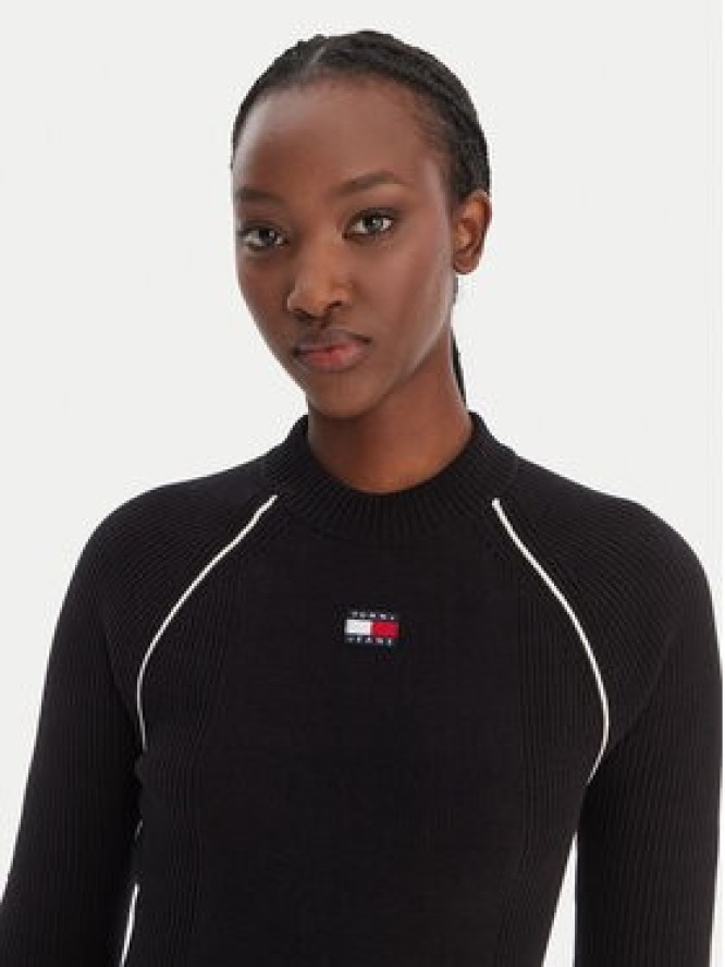 Tommy Jeans Sukienka dzianinowa DW0DW21914 Czarny Regular Fit