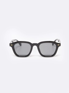 Okulary przeciwsłoneczne czarne Kari 906