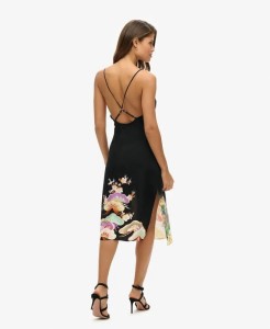 superdry Wzorzysta sukienka midi slip z cupro-wiskozą – BLACK FUNETOTSURU