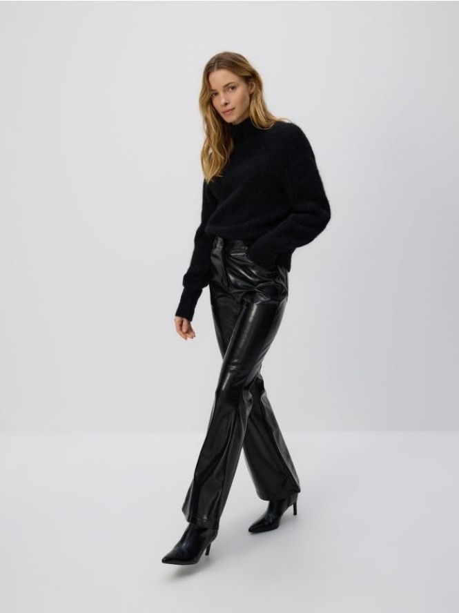Spodnie z imitacji skóry - czarny